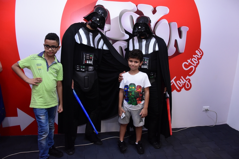 Toy Town Grand Opening-Wall of Fame
